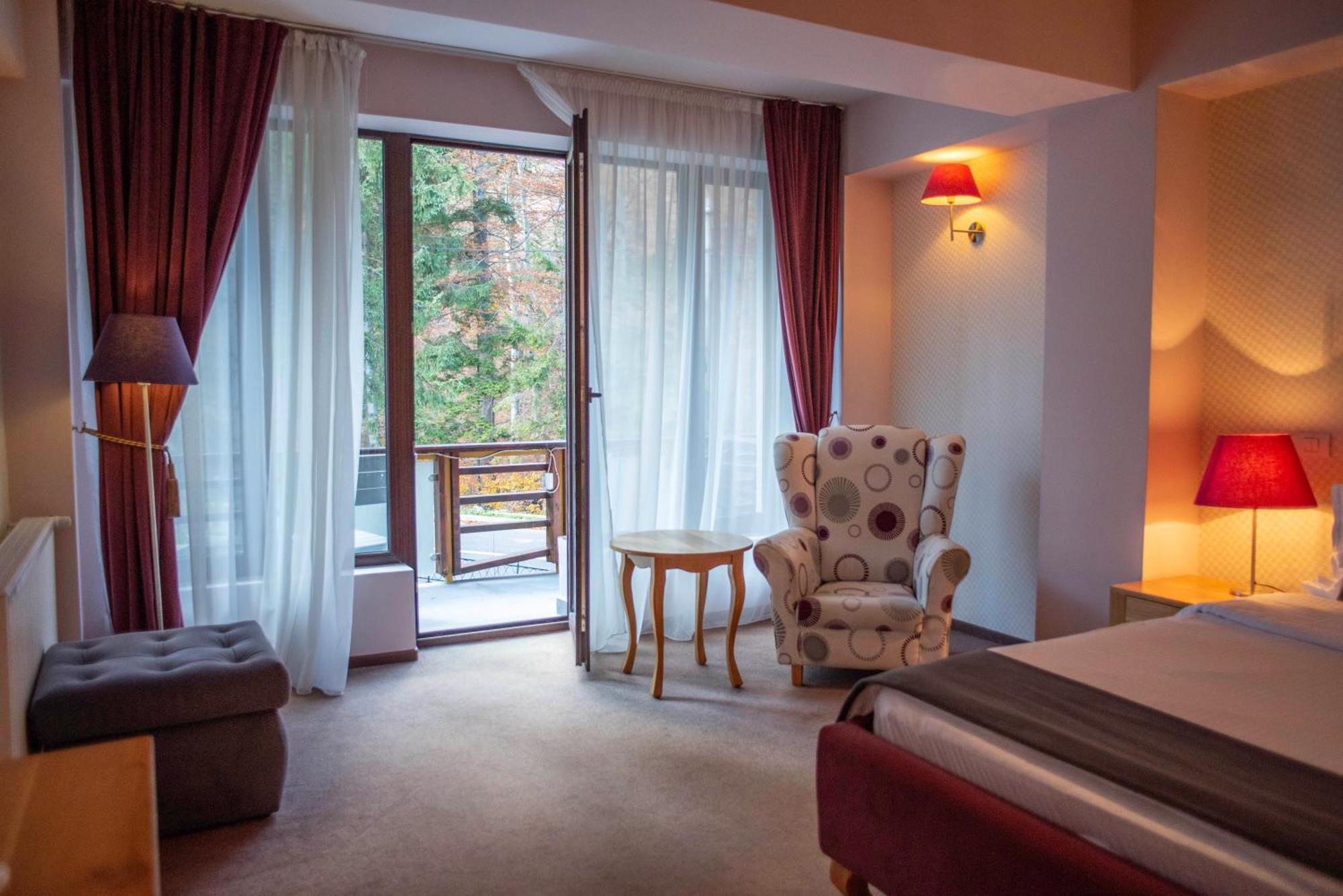 Paj Hotelul Retreat & Spa Sinaia Bagian luar foto