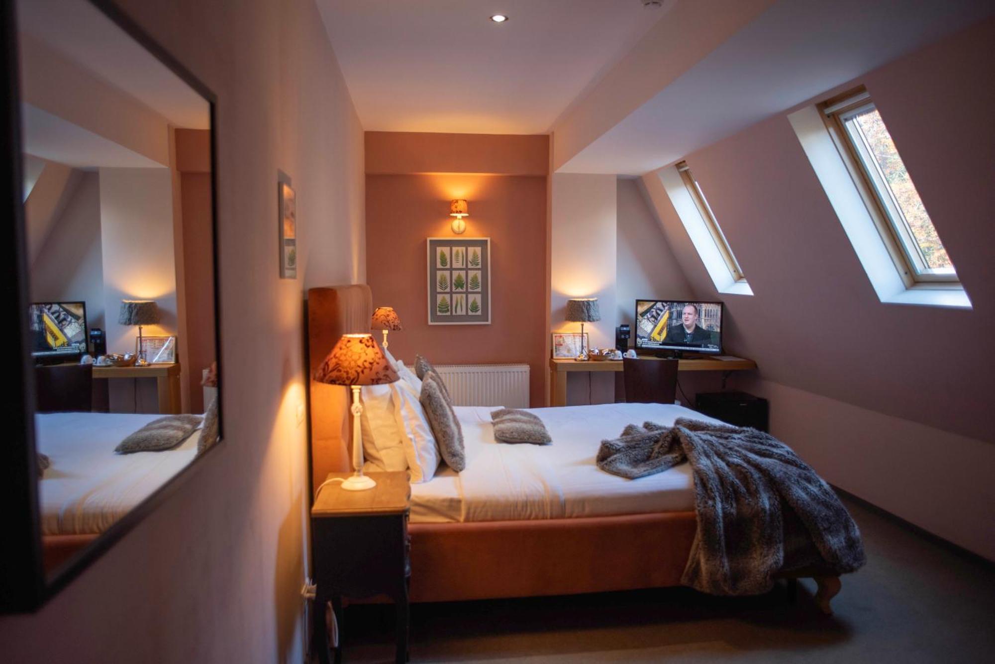 Paj Hotelul Retreat & Spa Sinaia Bagian luar foto