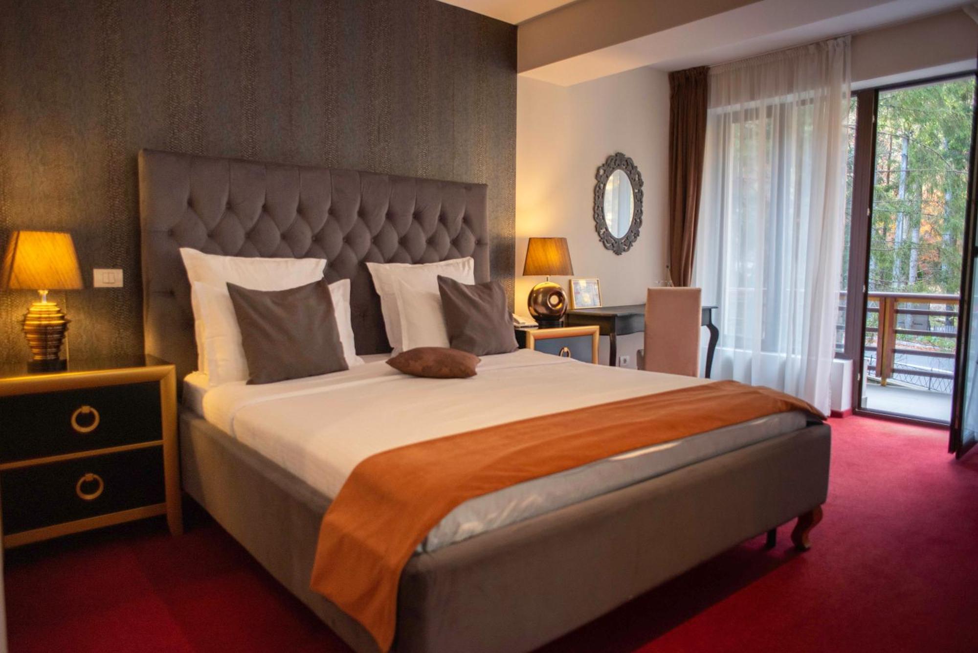 Paj Hotelul Retreat & Spa Sinaia Bagian luar foto