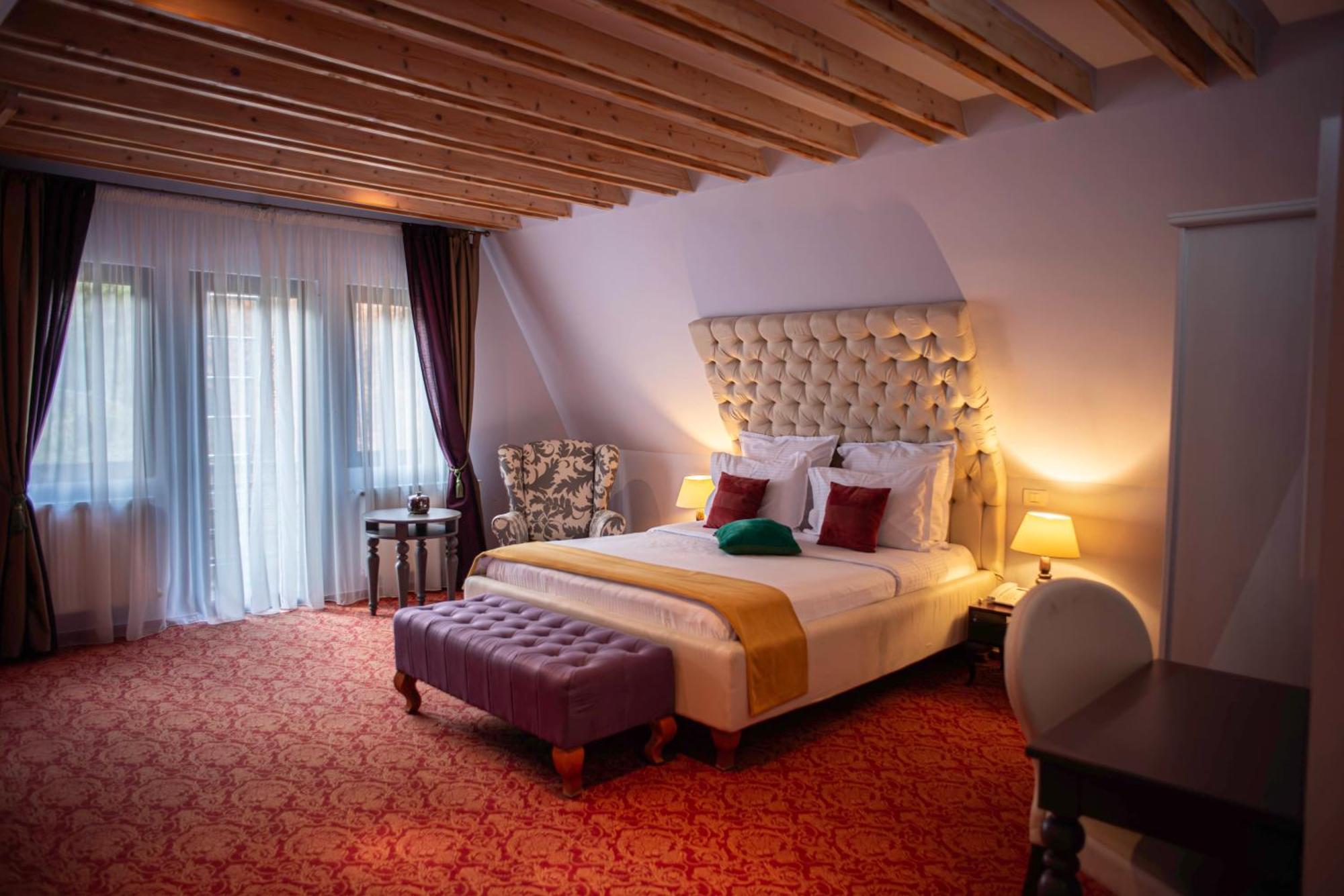 Paj Hotelul Retreat & Spa Sinaia Bagian luar foto