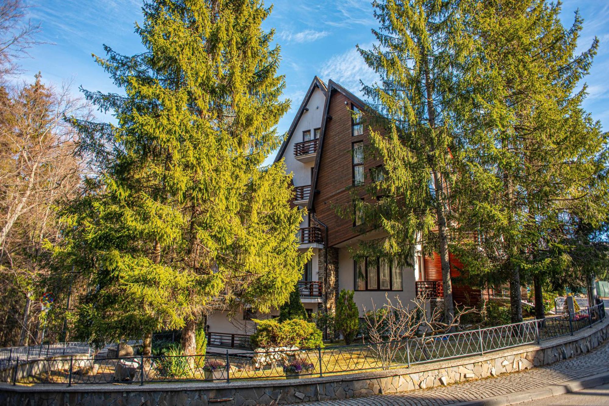 Paj Hotelul Retreat & Spa Sinaia Bagian luar foto