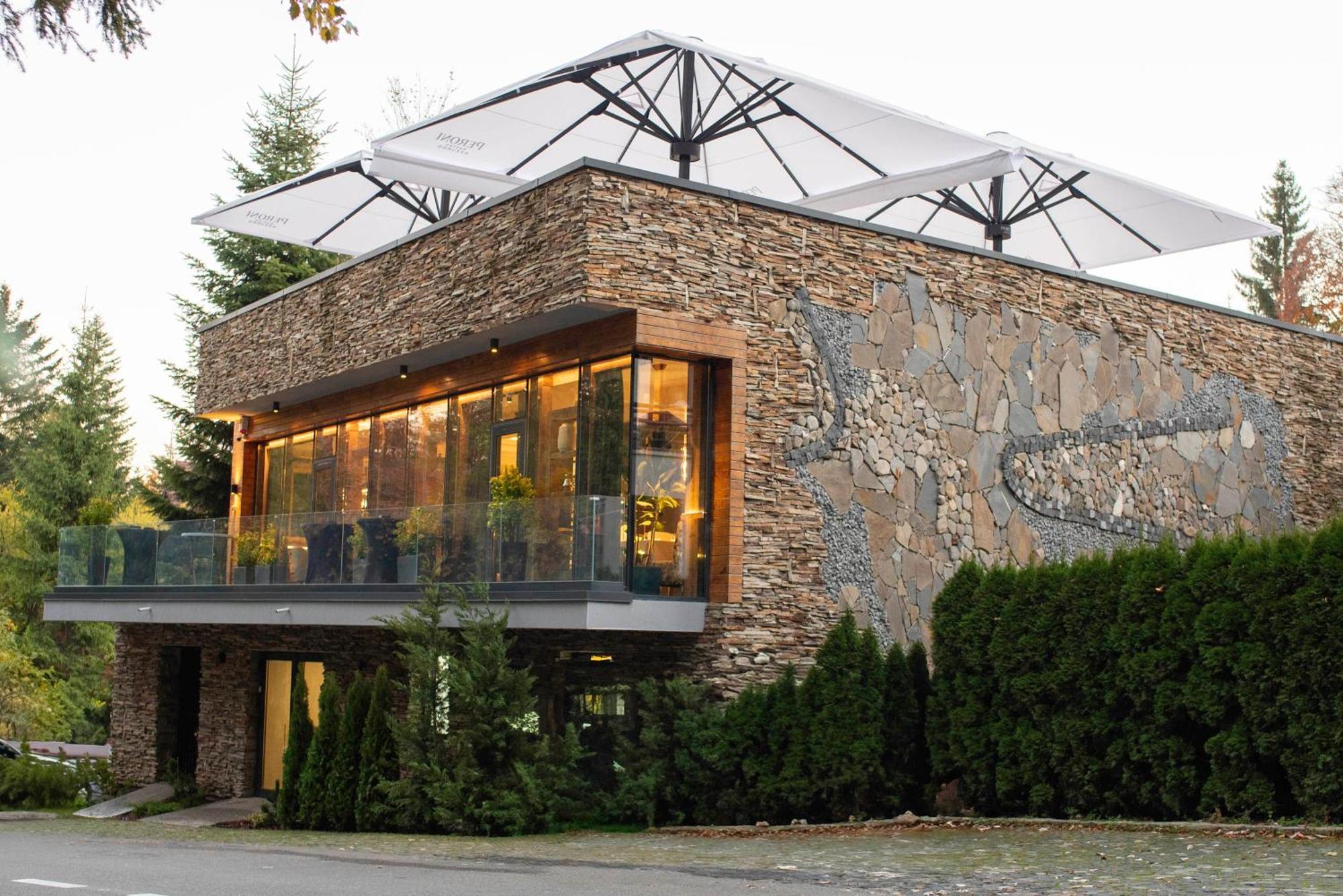 Paj Hotelul Retreat & Spa Sinaia Bagian luar foto